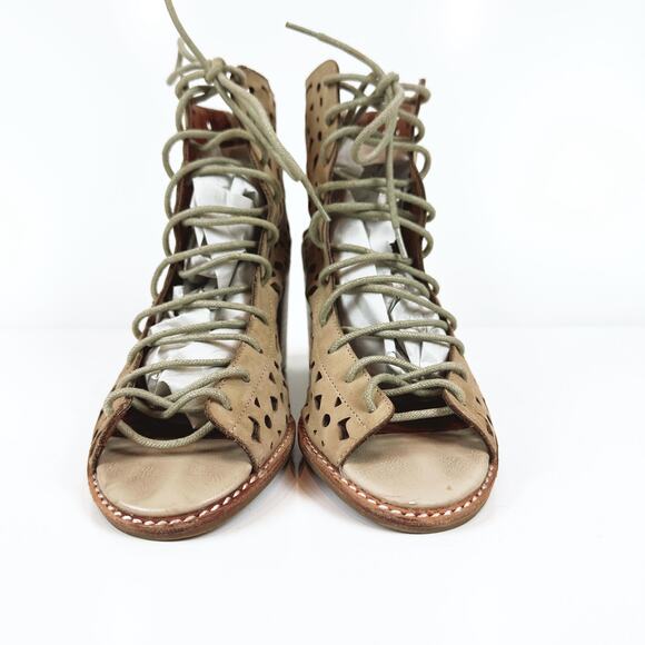 Jeffrey Campbell Women's Cors-Daisy Laser Cut Leather Lace Up Heels Size 8 Tan - Picture 4 of 9